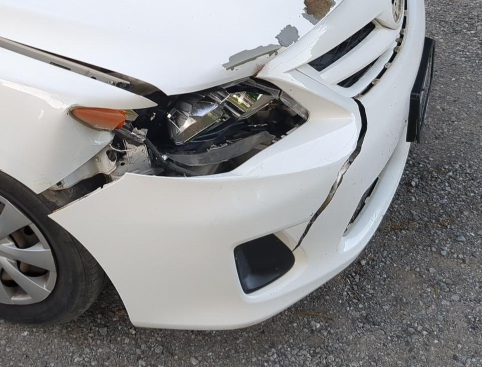 AI-cropped photo of the damaged front bumper cover